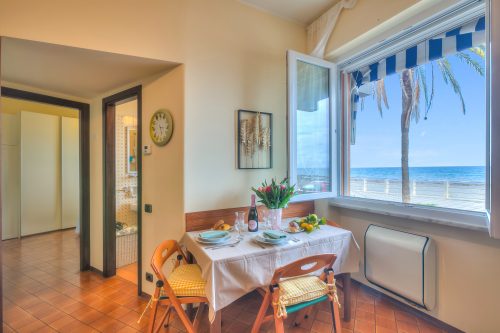 Mer Vivante - Front Beach with Balcony