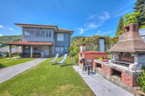 Zio Enry Terrace Apartment in Orta Lake