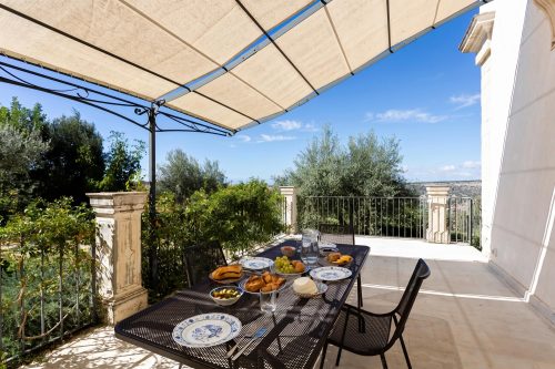 Villa Iris