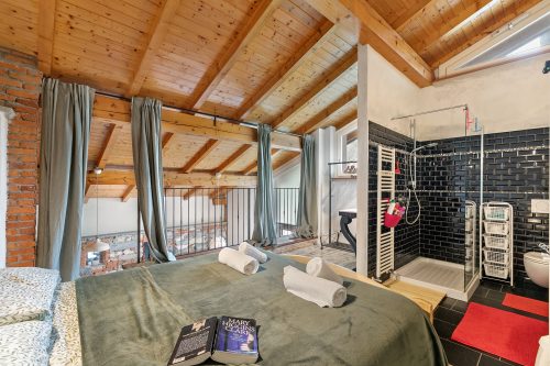 La Maison Du Lac - 50 meters from Lake , Private Parking&BBQ