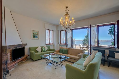 Blooming Villa Cos with Garden and Lake View