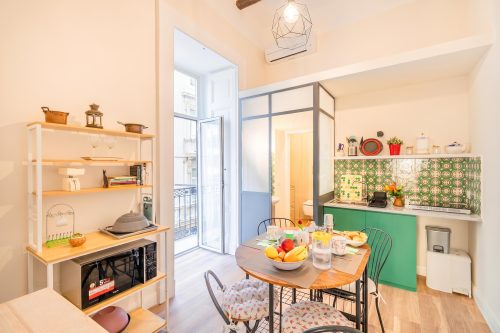 Miss Ren's Home