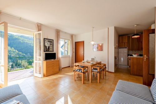 Peaceful Apartment with Terrace In Deiva Marina