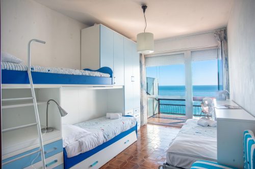 Sole Surf E Relax, Sea-View Balcony Apartment