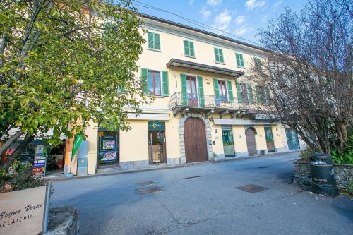 Apt. Gabriella: Studio in the Centre of Laveno