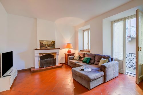 La Casa di Maddalena Stresa Centre: 2 Bed, 2 Bath, Balconies