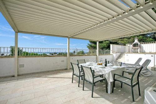 La Primula Apartment 1 with Sea-View