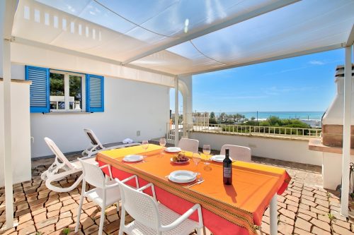 La Primula Apartment 2 with Sea-View