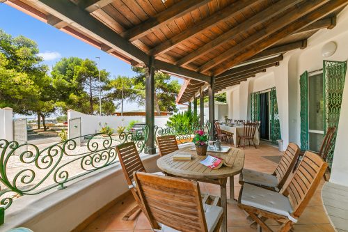 Villa Isidoro - Sea View and Garden, 50m to Beach