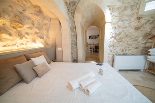 Lisària Villa Delle Meraviglie with Jacuzzi and Pool