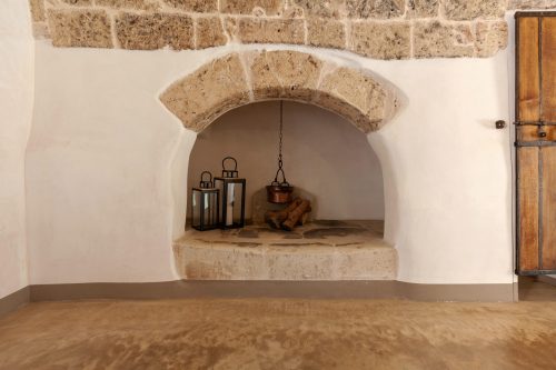 Masseria Misocampo Tirì with Garden, AC, Parking