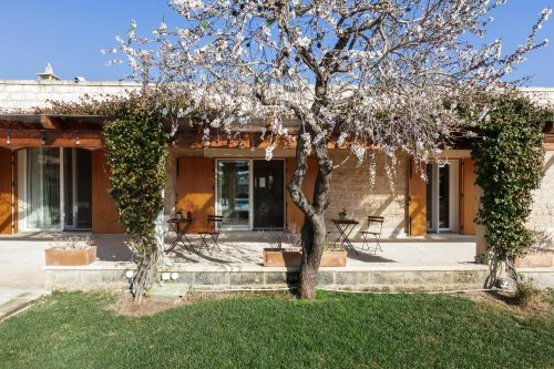 Masseria Misocampo Tirì with Garden, AC, Parking