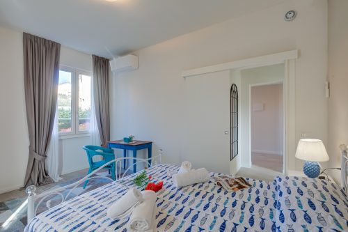 La Maison Fleurie Appartamento Glicine 2BR Walk Beach