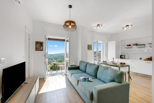 Nova Lake View - Apartment with Balcony in Stresa