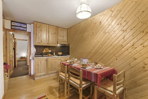 Appartamento Quota 1800 for 4 + ski storage