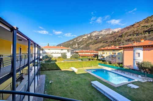 Torbolino - Apt with Balcony. Pool & Views