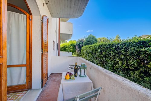 Missy Apartment Peschiera del Garda Studio w/ Parking
