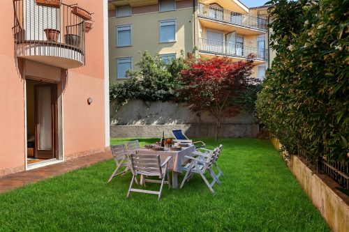 Il Giardino di Riva - Garden Apartment near the Lake