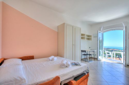Seaview Pool Retreat - M18