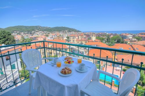 Seaview Pool Retreat - M16