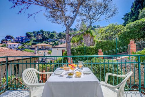 Seaview Pool Retreat - M11