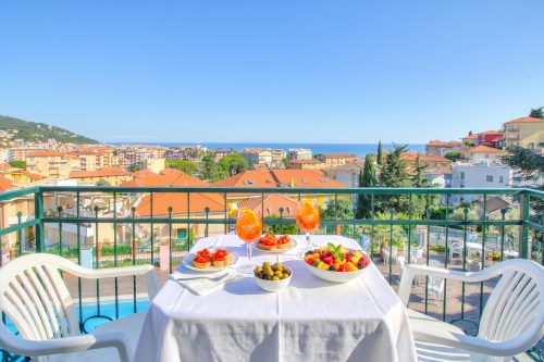 Seaview Pool Retreat - M7