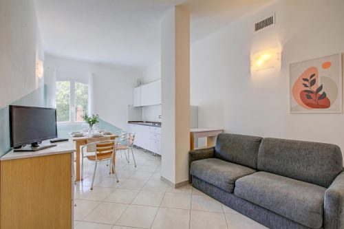 Seaview Pool Retreat - T12