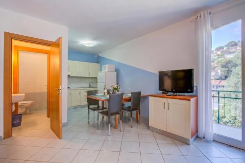 Seaview Pool Retreat - T26