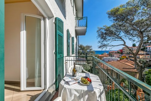 Seaview Pool Retreat - T21