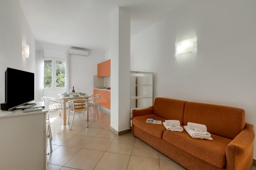 Seaview Pool Retreat - T21