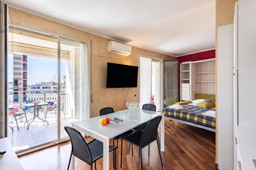 Charming Apartment Genova City View