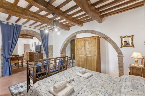 Studio With Pool And Garden
