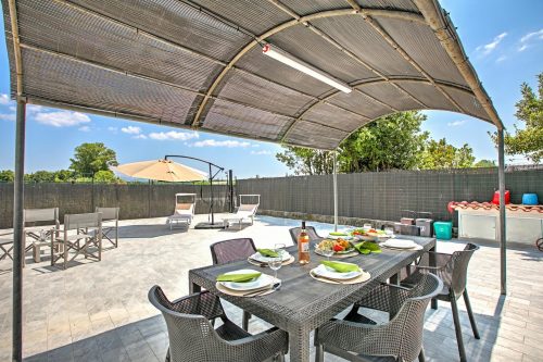 La Siesta with Private Garden
