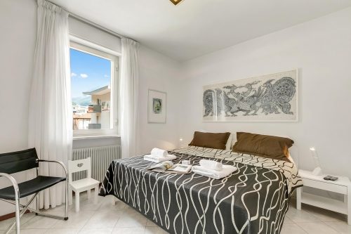 Casa Epofo - Riva del Garda Apartment with Balcony