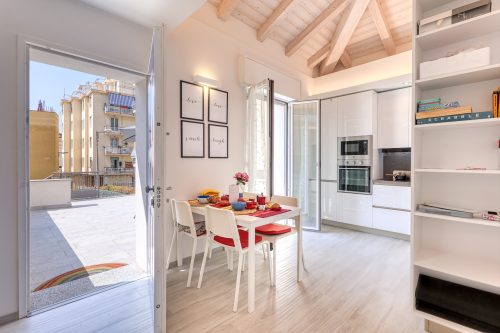 Casa del Geco with Terrace and Parking
