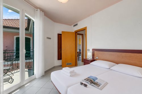 Seaview Pool Retreat - B28