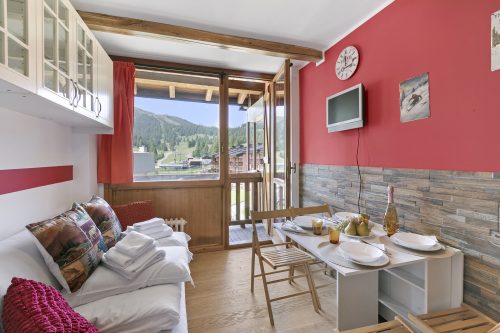 Studio Valleverde 26B Ski-in/out with Balcony