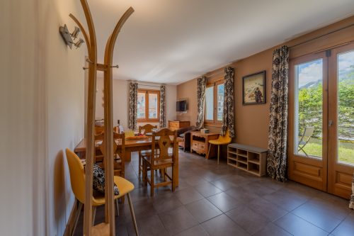 V Balme 06: Beside Ski Lift; Pool, Sauna & Gym