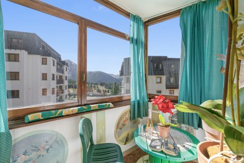 Appartamento Aricami with Balcony & Mountain View