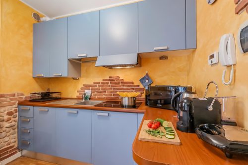 Sole Retreat: Shared Pool, garden&park