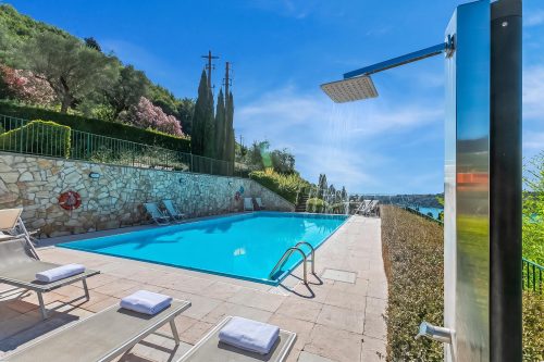Sole Retreat: Shared Pool, garden&park