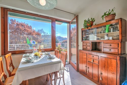 Appartamento Residenza Chiara: Sunny Balcony and Mountain View