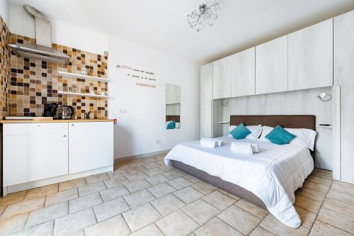 Helios Room 3