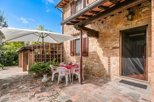 Apartment Ciclamino Shared Pool & Activities in Tuscany