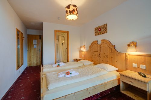 Hotel Relais Alpin Family Room Balcony10 230