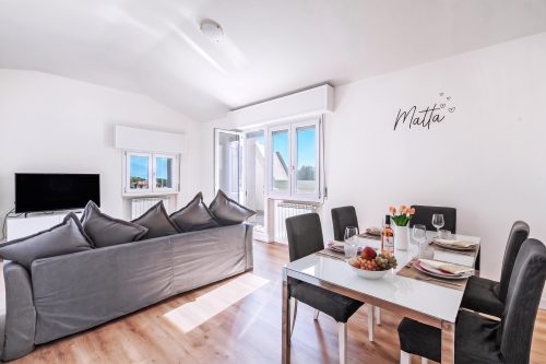 Matta Apartment 400m From The Lake