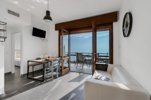 Casa Dei Nonni Tremosine 2 with Lake View Terrace