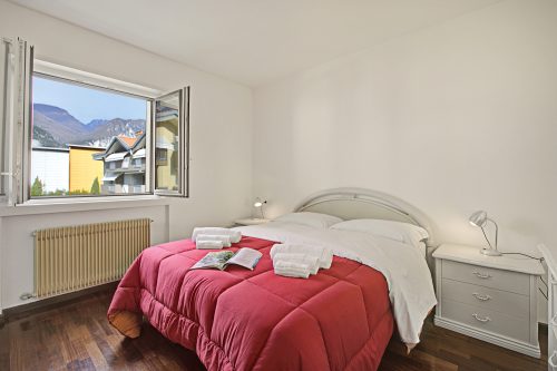 Claz Hous 2 - Balcony and Mountain View