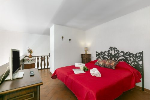 Albert's Castle Apt by Lake Maggiore
