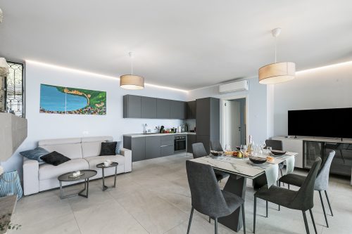 Boutique apartment Giove with Pool